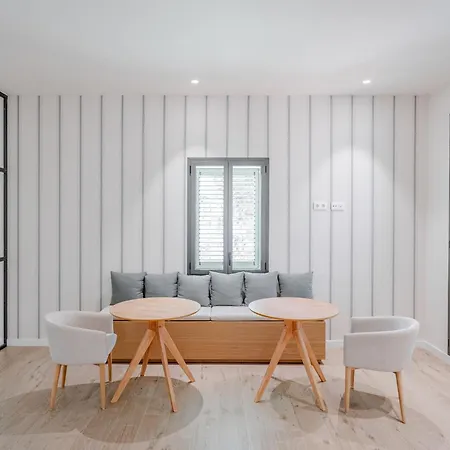 Nerva By Interhome דירה
